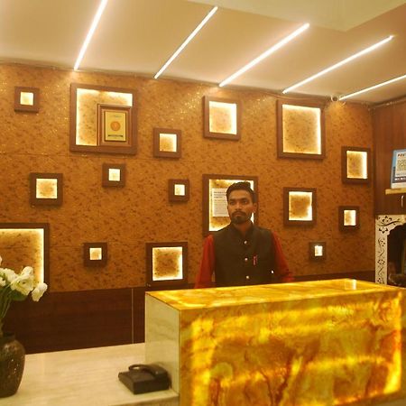 Hotel New Sunder Indore Buitenkant foto